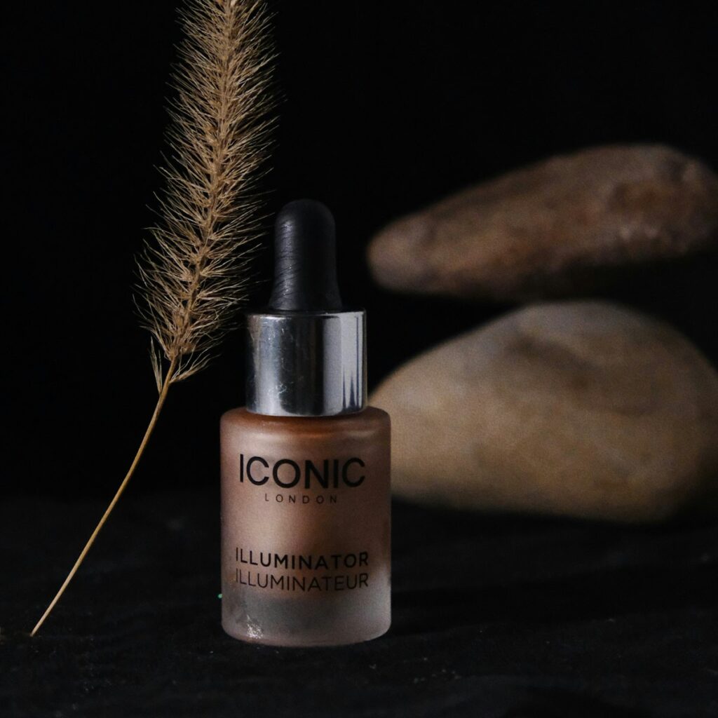 Dewy Skin Tint SPF 30 — view 2