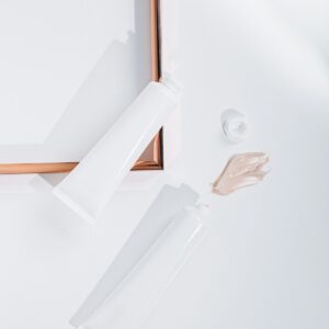 Dewy Skin Tint SPF 30 — view 3