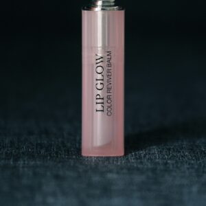 Hydrating Lip Oil Gloss — view 2