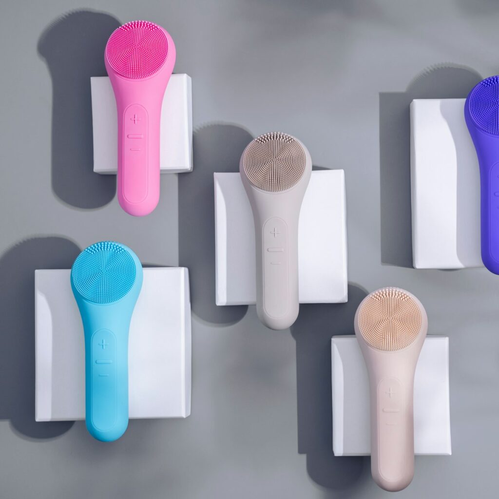 Silicone Facial Cleansing Brush — view 4