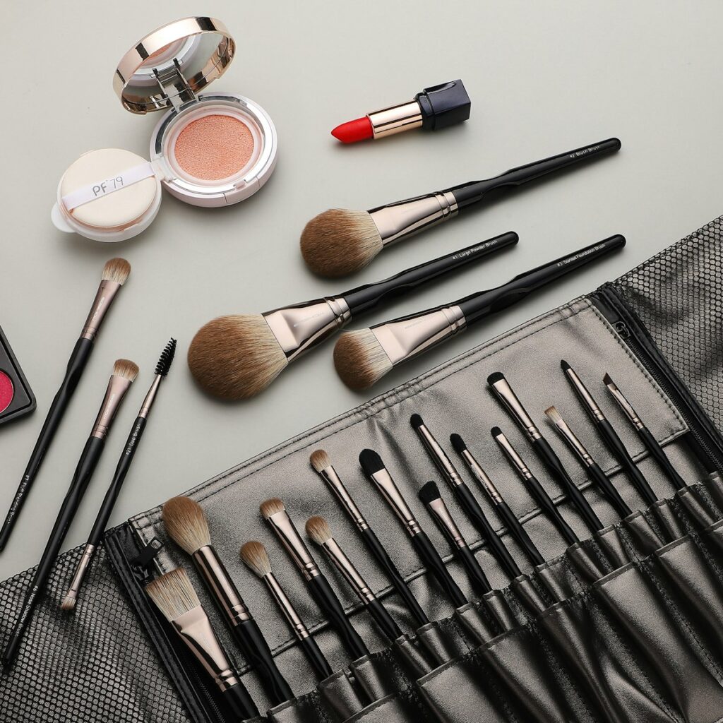 Vegan Makeup Brush Set — 12 Piece — view 2